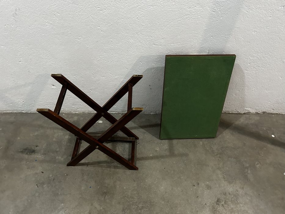 Mesa de madeira Pequena auxiliar