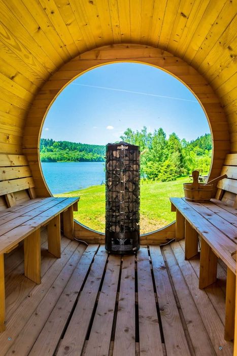 Domek z jacuzzi Solina Zawóz | Domki w Bieszczadach | prywatna plaża