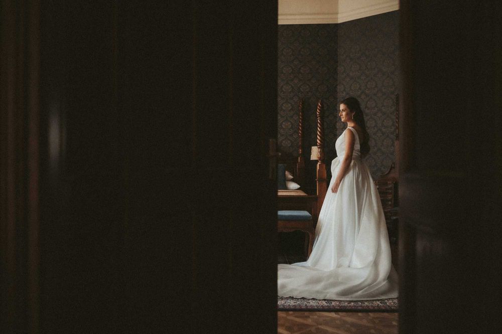 Suknie ślubną gładka rozmiar 36-38