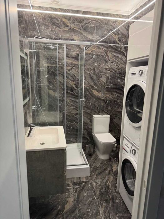 Оренда сучасного будинку 180м² — котеджне містечко «Щастя», Жуляни (Солом'янський р-н)