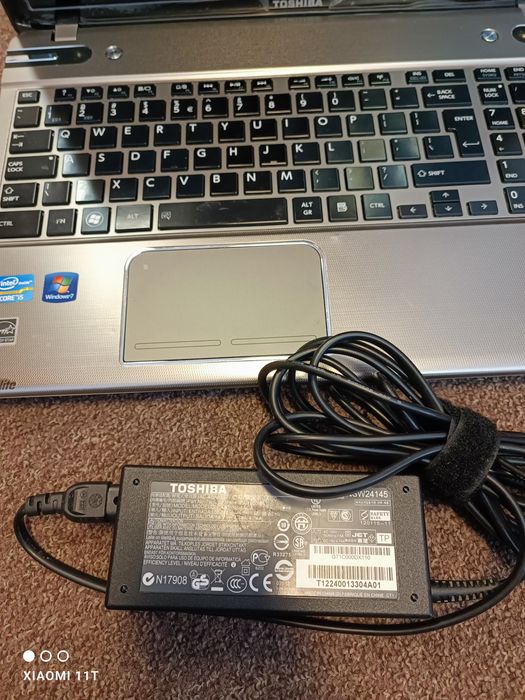 Toshiba Satellite P855-30E i5