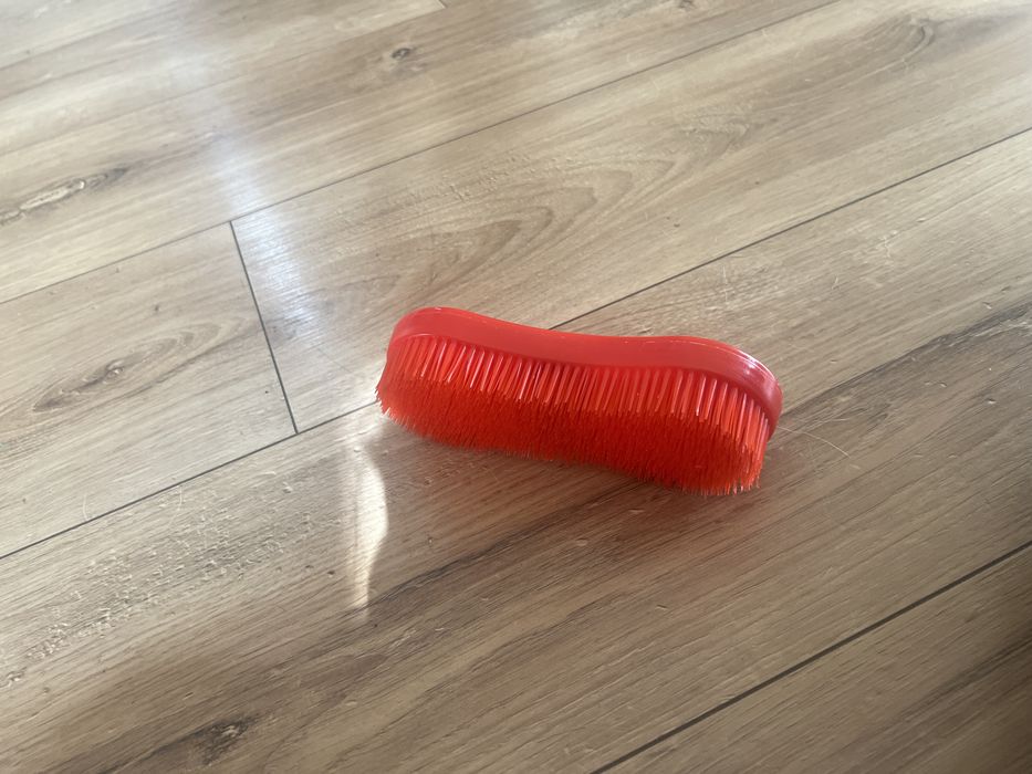 Szczotka do konia magic brush