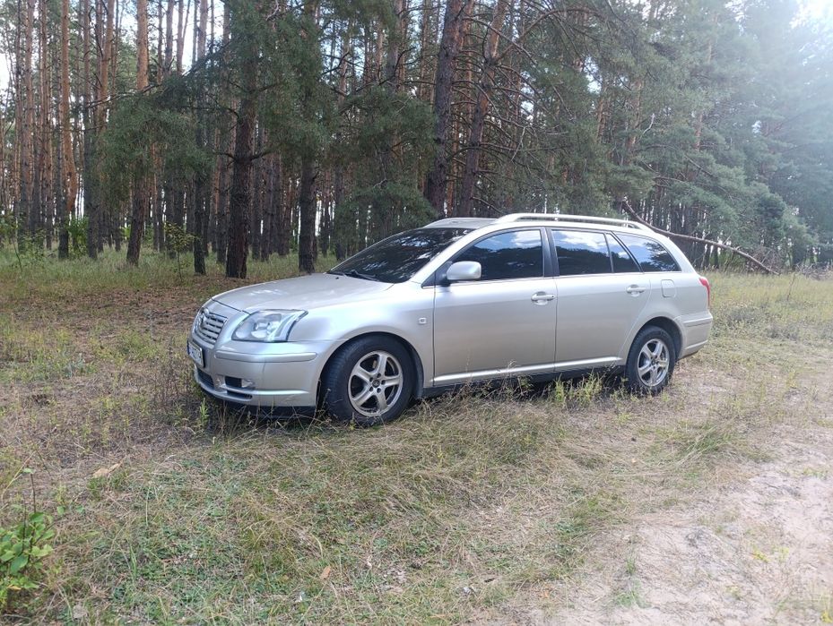 Тойота Авенсіс т 25