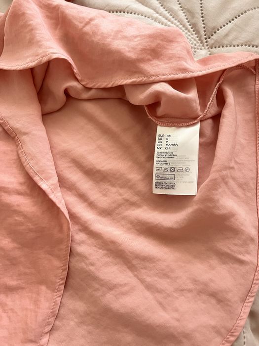 Нова сукня від H&M приємного бевево персикового кольору