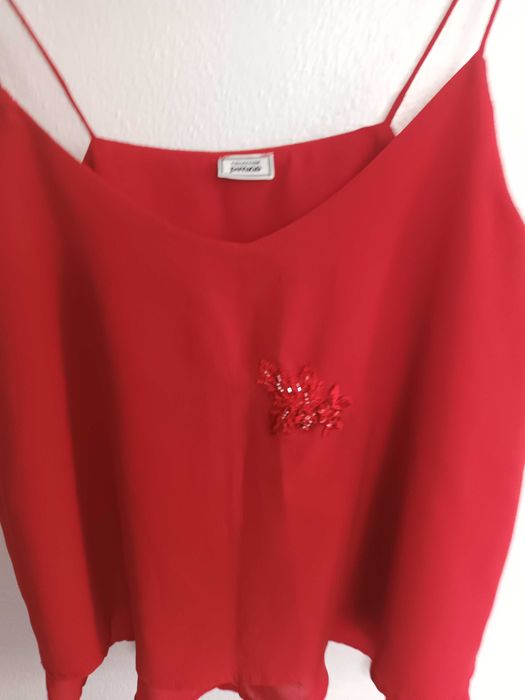 Blusa de alças vermelha