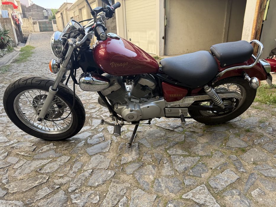 Motocicleta yamaha virago 250/xv 250