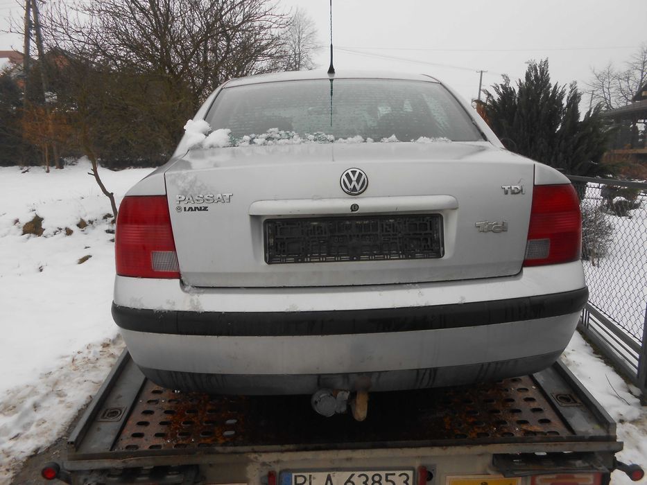 drzwi,zderzak,błotnik,klapa bagaznika LB7Z passat b5 r 97 00