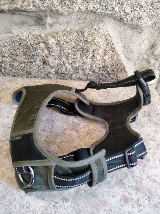 Arnês reforçado marca Bobby