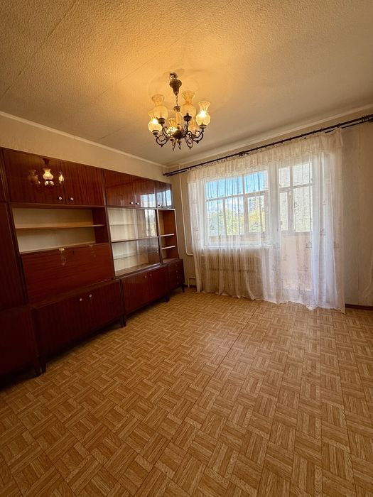 Аренда 1 ком. 10 мкрн. Левый берег