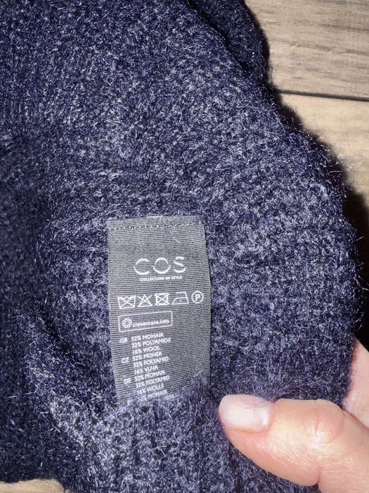 Cos , светер шерсть ,розмір Сф