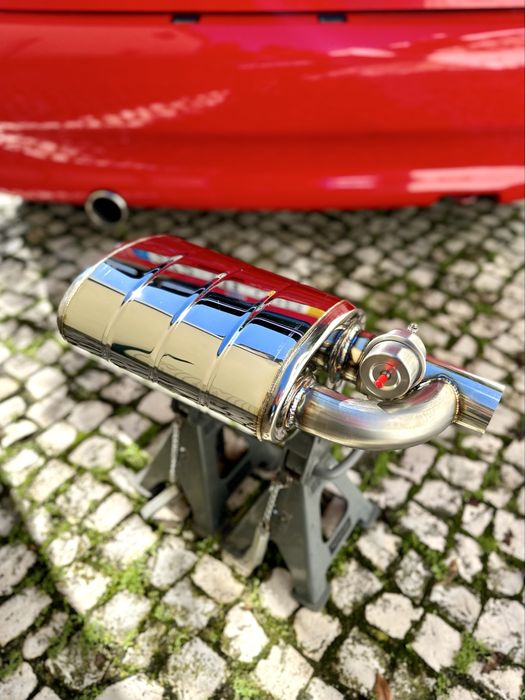 Panela de escape com válvula