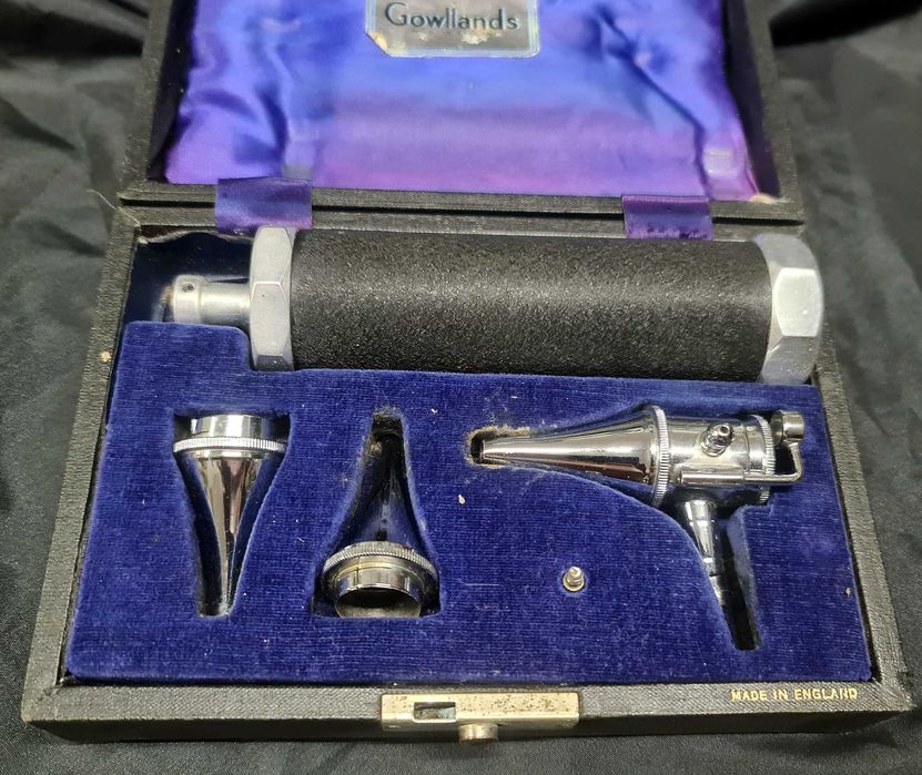 Otoscópio Vintage Gowllands