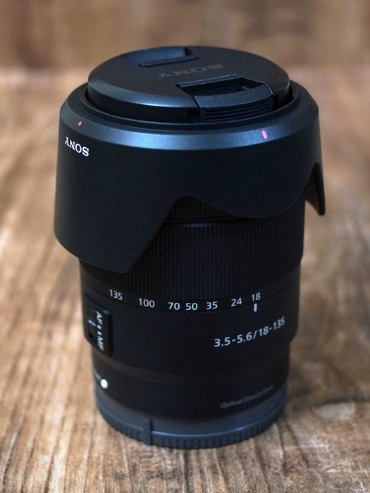 SONY E 18-135mm f/3.5-5.6 OSS . E-mount . Fast AF . Оригiнал . ІДЕАЛ
