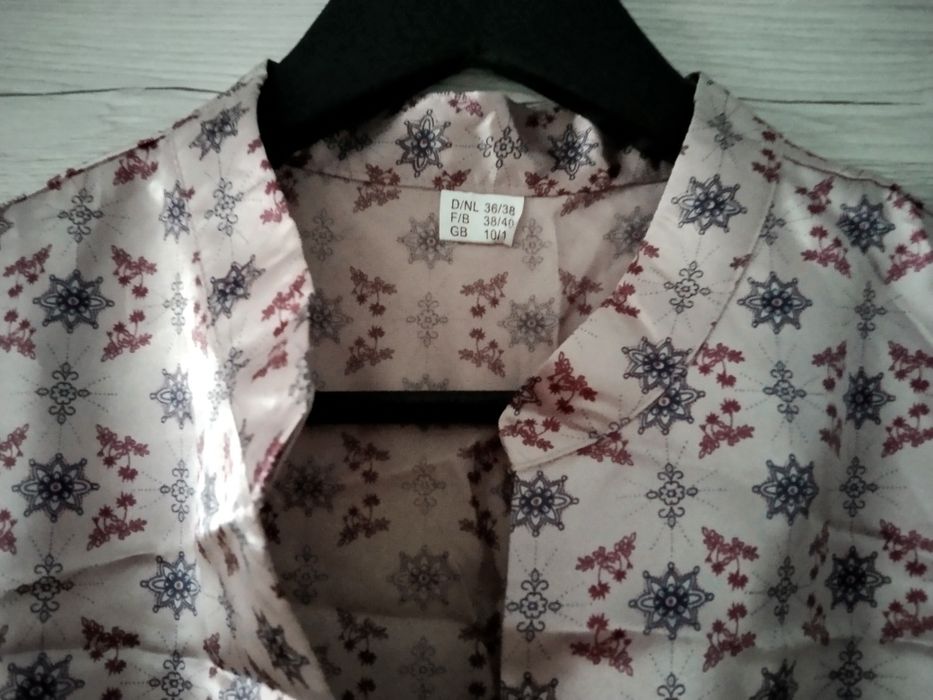 Piękny komplet (bluzka +spodnie)