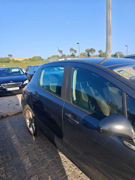 Peugeot 308 1.6 HDi Sport 2007 | 110cv | 176.000 km | Teto panorâmico