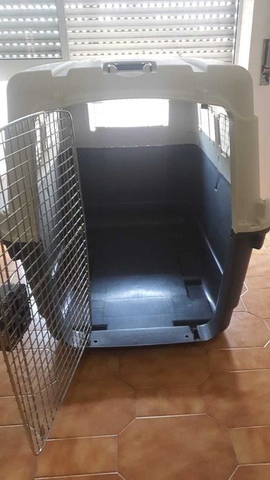 Caixa Transportadora para Cães IATA Gigante 120x76x88