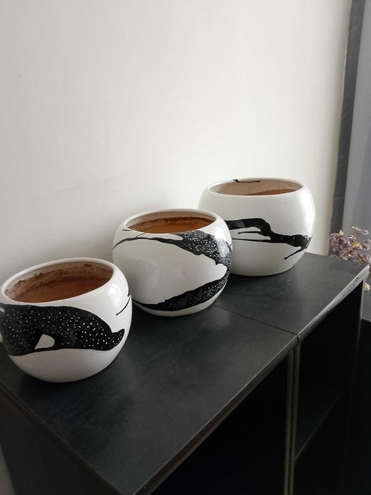 Donice kwiatowe ceramiczne zdobionne