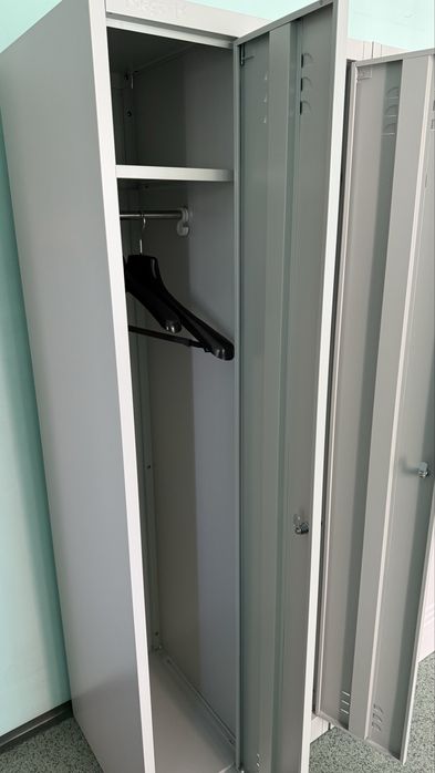 SZAFKA BHP  ubraniowa (nowa)