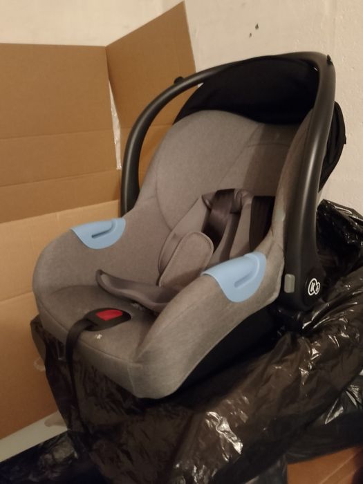 Fotelik samochodowy, nosidelko