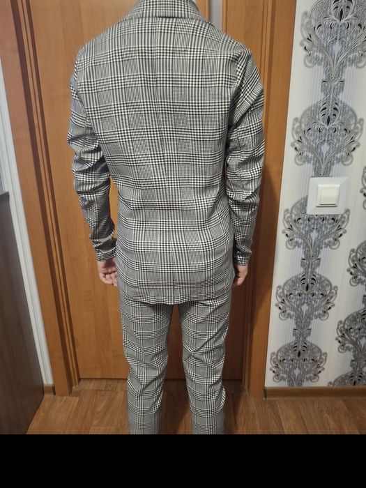 Костюм чоловічій класичний брючний М
