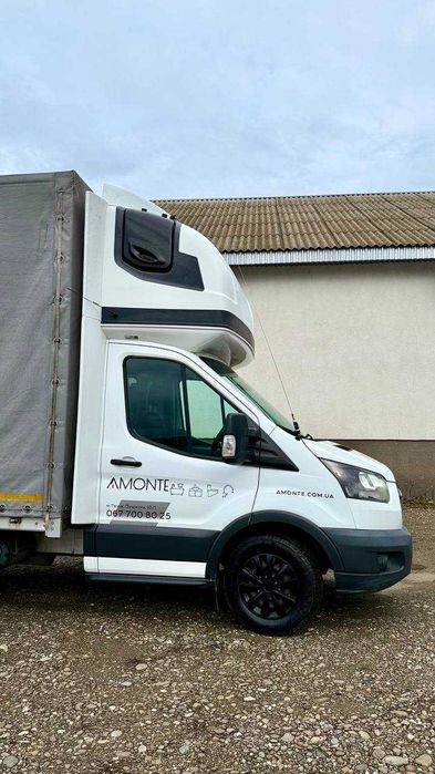 Автомобіль Ford Tranzit
