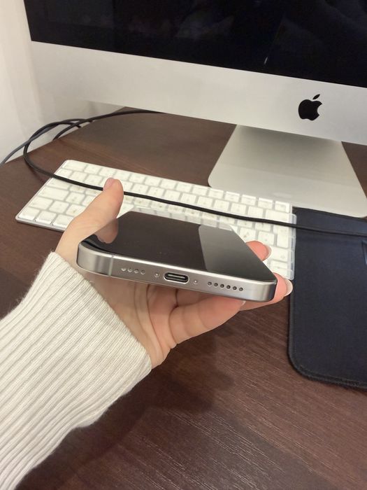 iPhone 16 Pro Max 512 GB (серебристый / Natural Titanium)