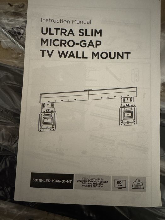 Uchwyt Tv ultra slim uniwersalny od 43 cali do 80cali