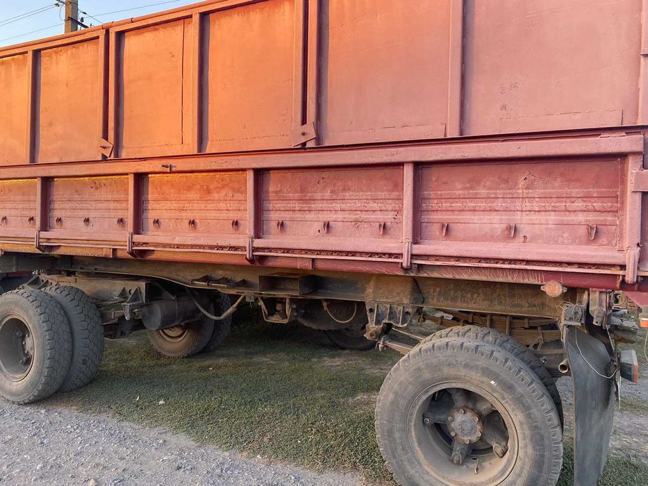 КамАЗ с прицепом самосвал