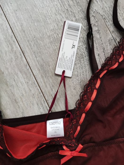 Nowa seksowna elastyczny topik 42 XL Esotiq