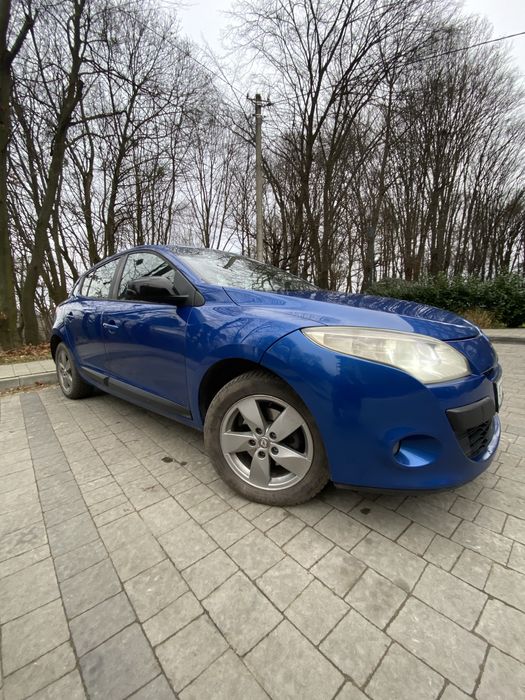 Renault Megan 2011 дизель 1.5 к9к 110кс