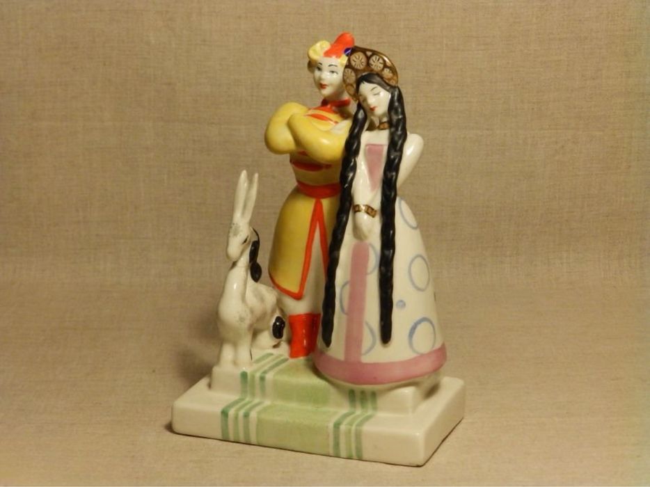 Статуэтка ИВАН ЦАРЕВИЧ И КОНЁК ГОРБУНОК сказка ЗХК Полонне фарфор СССР
