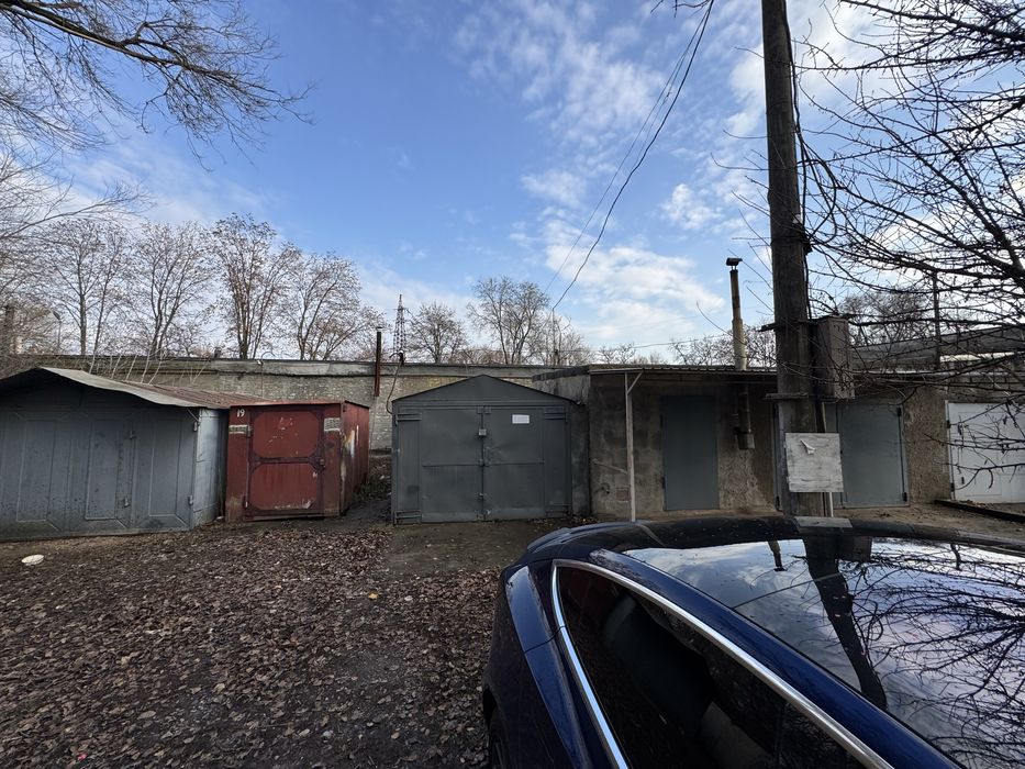 ГАРАЖ на 2 авто 3*8м Світло Буржуйка АНТ/Садочок #4 Можна в оренду