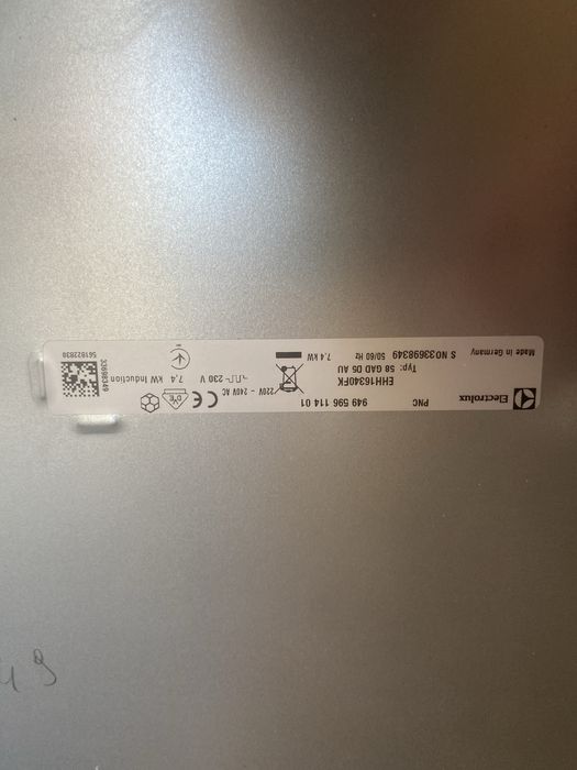 Płyta indukcyjna Electrolux EHH6340FOK – sprawna, pęknięta szyba