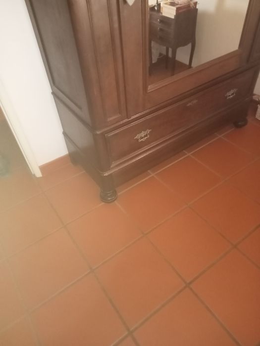 Roupeiro estilo romântico