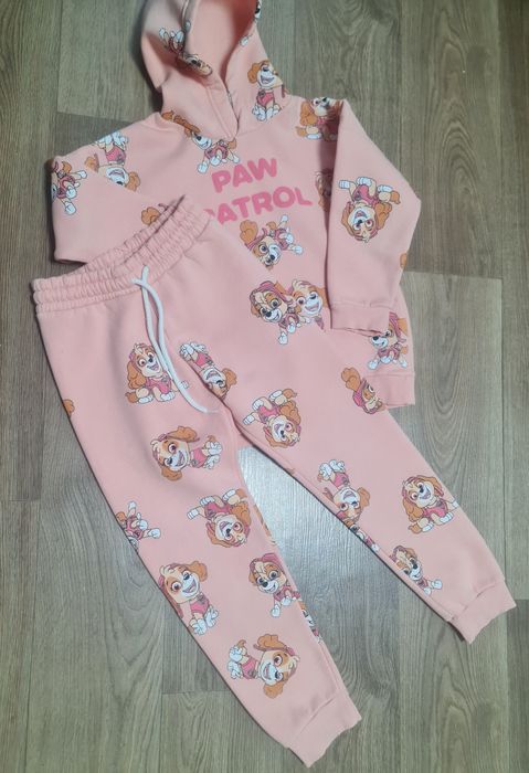 Костюм на флісі zara  Скай на дівчинку 128