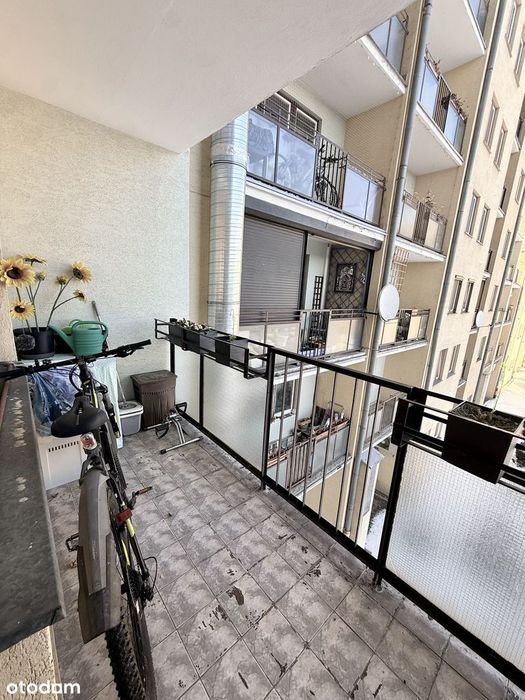 Przestronne 2 pokoje (54m²) przy Metrze Kabaty | Salon 21m² | Rok 1996