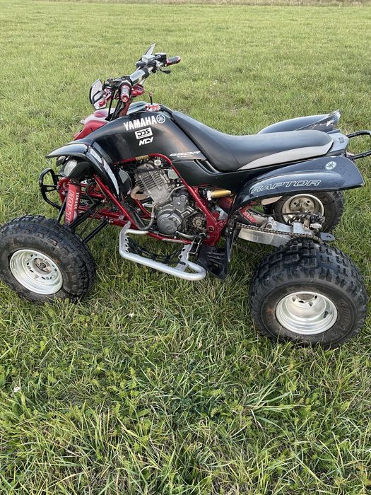 Yamaha raptor 660