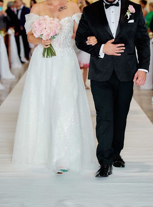 suknia ślubna firmy AGNES