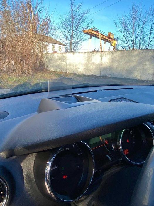 Продаю власне автомобіль Peugeot 3008    2009