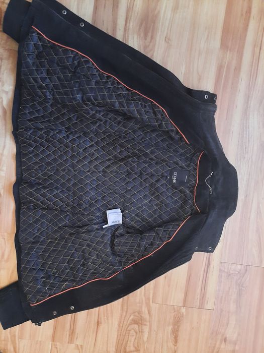 Czarna kurtka skórzana Ochnik xs