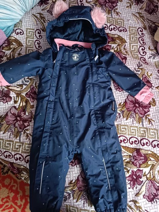 Продам дитячі комбінезони