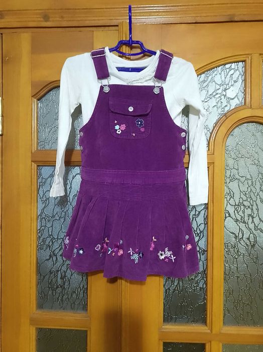 Продам сарафани на 4-5 років на зріст 116 см