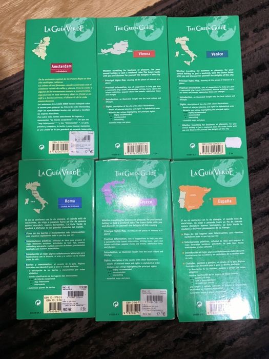 Guias de viagem em excelente estado