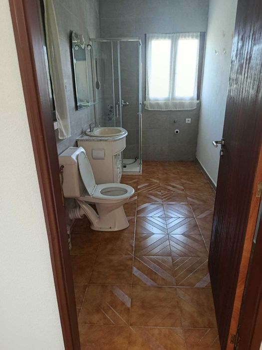 Apartamento T 1 para alugar na zona de Tondela ideal para uma pessoa.
