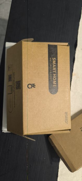 Tomada inteligente tátil