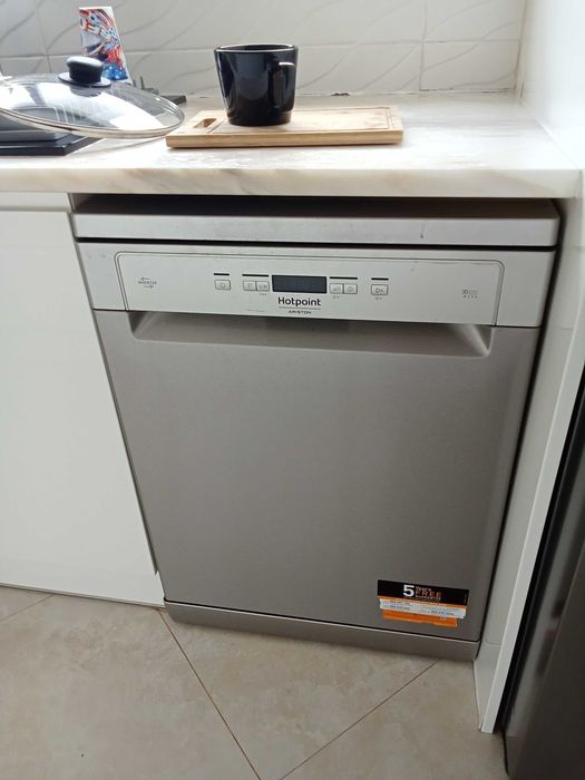 Máquina de lavar loiça Hotpoint