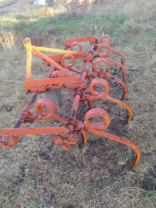 Escarificador/ Chisel 9 braços