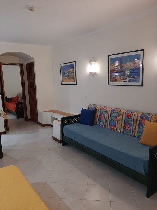 Agradável Apartamento, Condomínio privado c/piscina