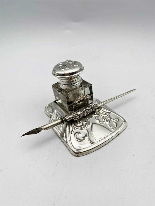 Tinteiro de Mesa em Madeira e Prata