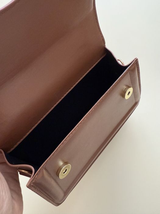 Сумка з регульованим ремінцем